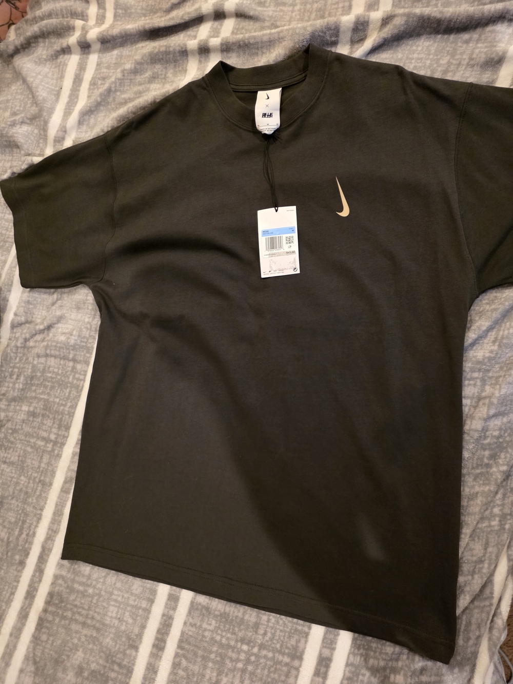 Nike × Billie Eillish S/S (Asia Sizing)  Black T-Shirt with Metallic Swoosh
